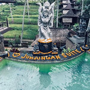 Junjungan Suite